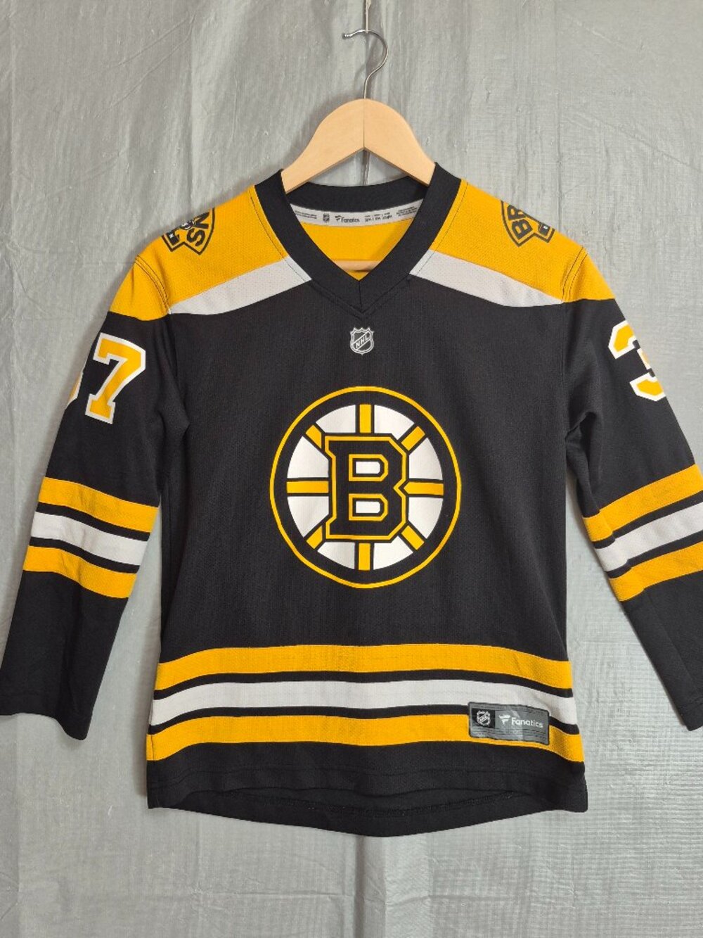 Boston Bruins NHL #37 Patrice Bergeron Fanatics Jersey, Youth S/M